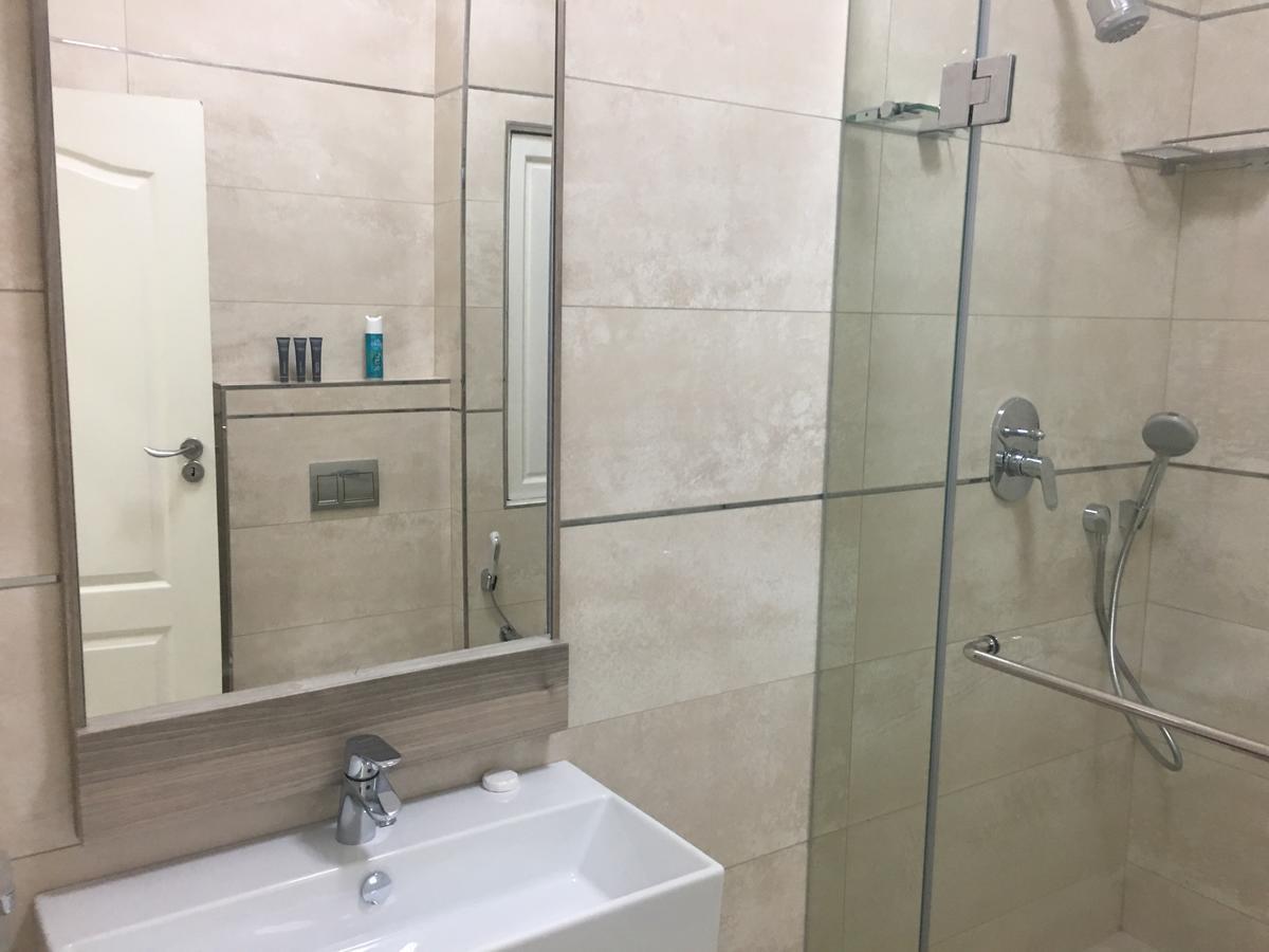 Aya Luxury 79